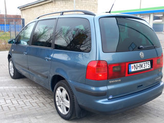 Volkswagen Sharan foto 4