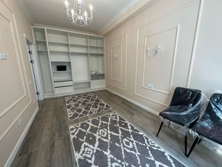 Apartament cu 2 camere, 68 m², Sculeni, Chișinău foto 5