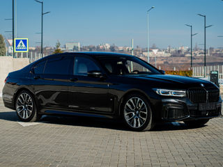 BMW 7 Series foto 4