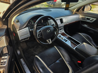 Jaguar XF foto 8