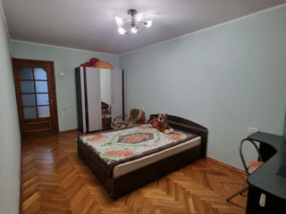 Apartament cu 3 camere, 71 m², Botanica, Chișinău foto 8