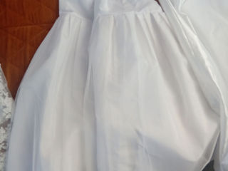 Vand set rochie de mireasa (top, fusta, jupon) foto 2