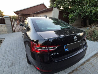 Skoda Superb foto 3