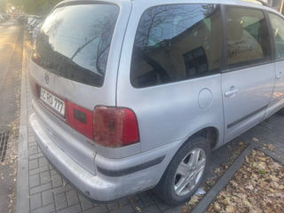 Volkswagen Sharan foto 4