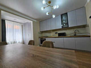 Apartament cu 2 camere, 78 m², Durlești, Chișinău foto 2