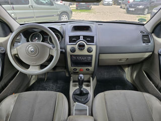 Renault Megane foto 6