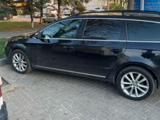 Volkswagen Passat foto 3