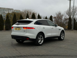 Jaguar F-PACE foto 6