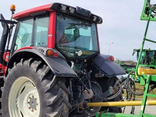 Valtra N 123 foto 4