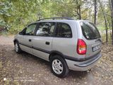 Opel Zafira foto 4