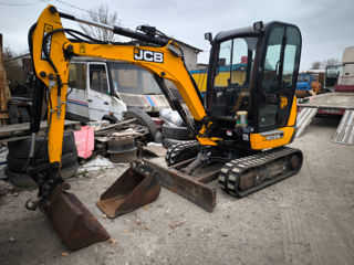 JCB 8026