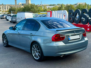 BMW 3 Series foto 7