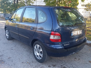 Renault Scenic foto 3