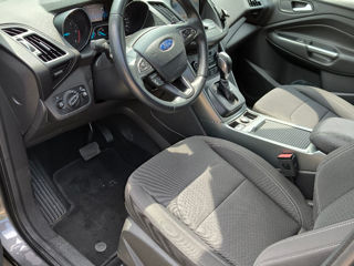 Ford Kuga foto 6