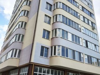 Urgent ,Vând apartament cu 3 odăi 100m2 , or.Ungheni in casă nouă . 31000€ foto 2