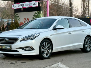 Hyundai Sonata foto 3