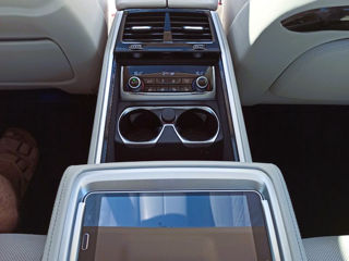 BMW 7 Series foto 16