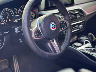 BMW 5 Series foto 8