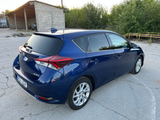 Toyota Auris foto 8