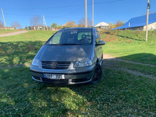 Volkswagen Sharan foto 2