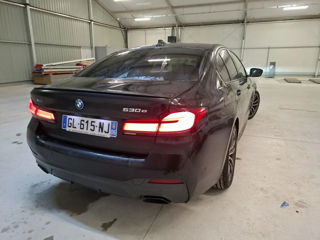 BMW 5 Series foto 3