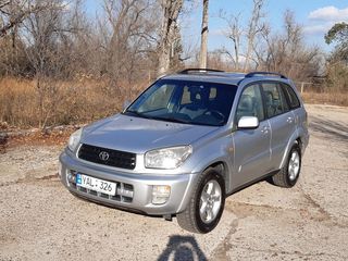 Toyota Rav 4 foto 1