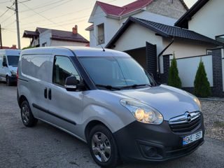 Opel Combo foto 1