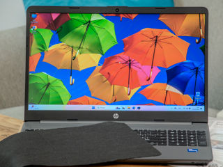 Hp Pavilion 15/ Core I7 1255U/ 16Gb Ram/ Iris Xe/ 500Gb SSD/ 15.6" FHD IPS!! foto 5