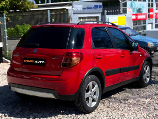 Suzuki SX4 foto 5