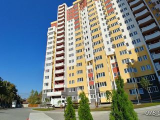 Apartament 2 odăi și Living etajul 2 Exfactor Sadoveanu 15/2 Prima linie la parc !!! foto 1