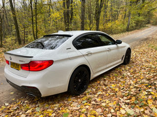 BMW 5 Series foto 4