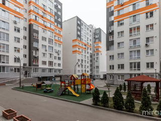 Apartament cu 2 camere, 64 m², Telecentru, Chișinău foto 2