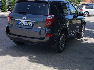 Toyota Rav 4 foto 3