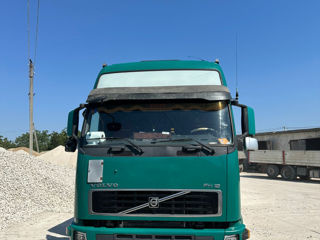 Volvo FH440 foto 6