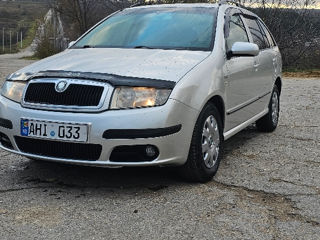 Skoda Fabia foto 3