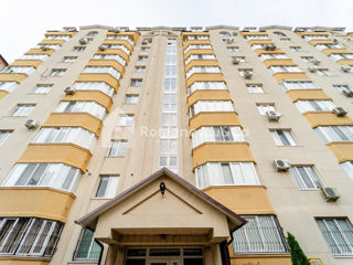 Apartament cu 2 camere, 81 m², Botanica, Chișinău