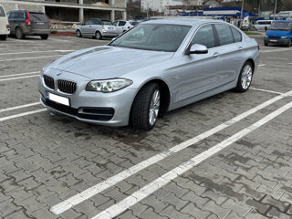 BMW 5 Series foto 3