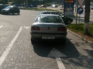 Opel Omega foto 3