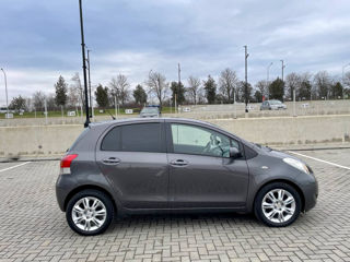 Toyota Yaris foto 4