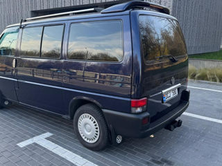 Volkswagen Caravelle foto 3