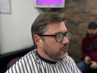 Профессиональный парикмахер (Barber) с выездом foto 10