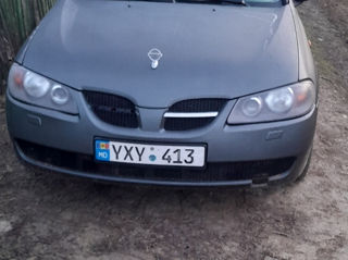 Nissan Almera foto 2