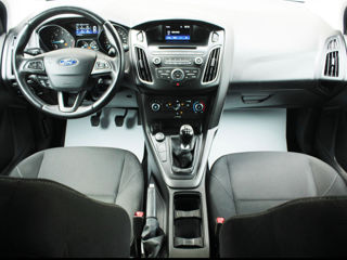 Ford Focus foto 10