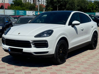 Porsche Cayenne Coupe foto 1