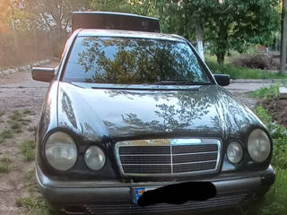 Mercedes E Класс