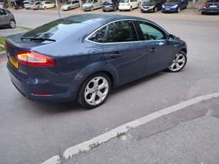 Ford Mondeo foto 4