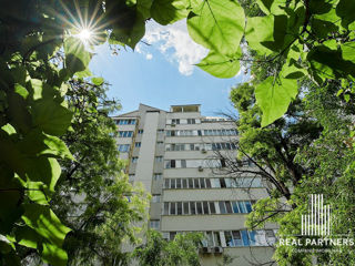 2-х комнатная квартира, 100 м², Ботаника, Кишинёв
