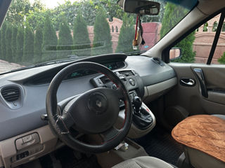 Renault Scenic foto 2