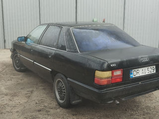 Audi 100 foto 2