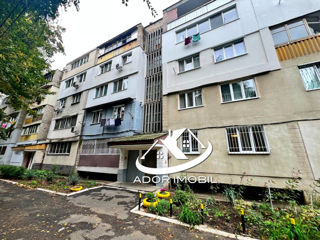 Apartament cu 3 camere, 63 m², Botanica, Chișinău foto 1